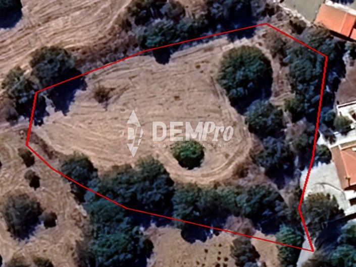 Image No.2-Terre à vendre à Polemi