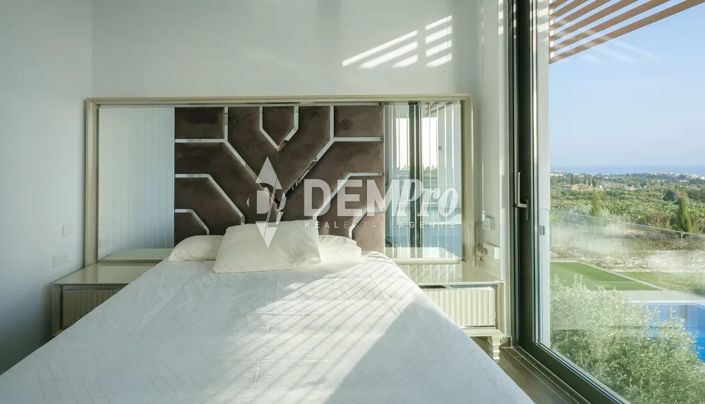 Image No.12-Villa de 4 chambres à vendre à Peyia