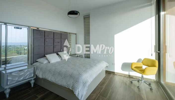 Image No.14-Villa de 4 chambres à vendre à Peyia