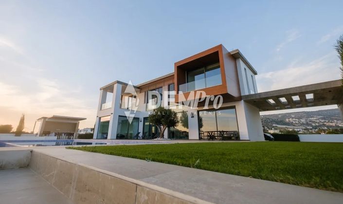 Image No.39-Villa de 4 chambres à vendre à Peyia