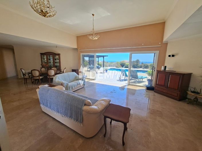 Image No.3-4 Bed Villa for sale