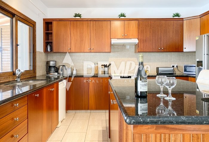 Image No.5-Villa de 4 chambres à vendre à Paphos