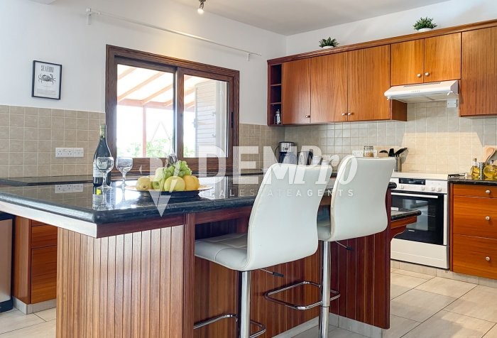 Image No.6-Villa de 4 chambres à vendre à Paphos