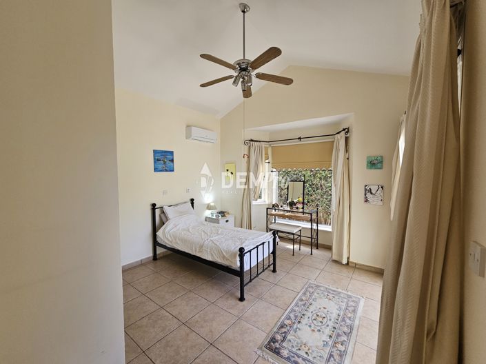 Image No.13-3 Bed Villa for sale