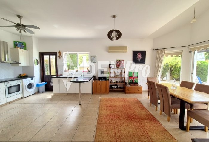 Image No.10-3 Bed Villa for sale