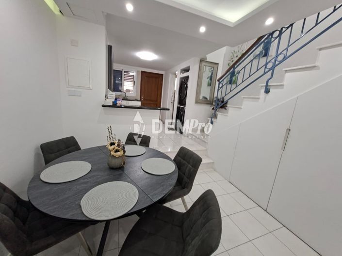 Image No.4-2 Bed Villa for sale