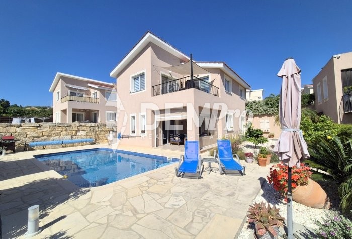 Image No.24-3 Bed Villa for sale