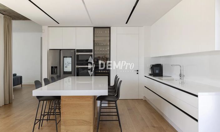 Image No.3-Bungalow de 4 chambres à vendre à Yeroskipou