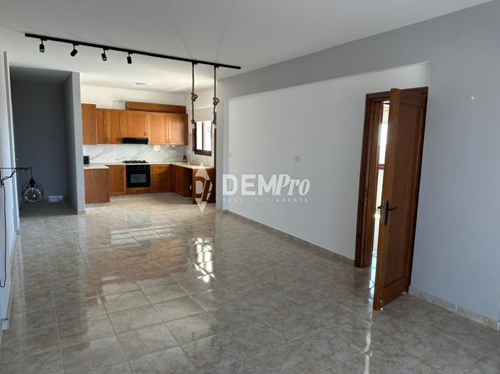 Image No.2-Appartement de 2 chambres à vendre à Ypsonas