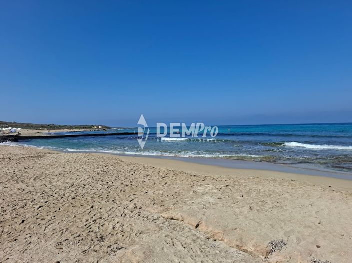 Image No.19-2 Bed Villa for sale