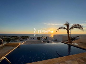 54065-villa-for-sale-in-tombs-of-the-kingsful