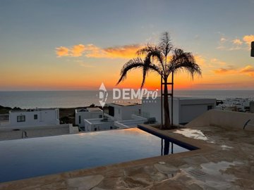 54061-villa-for-sale-in-tombs-of-the-kingsful