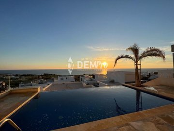 54063-villa-for-sale-in-tombs-of-the-kingsful