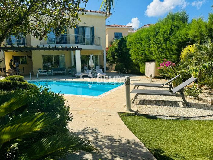 Image No.17-3 Bed Villa for sale