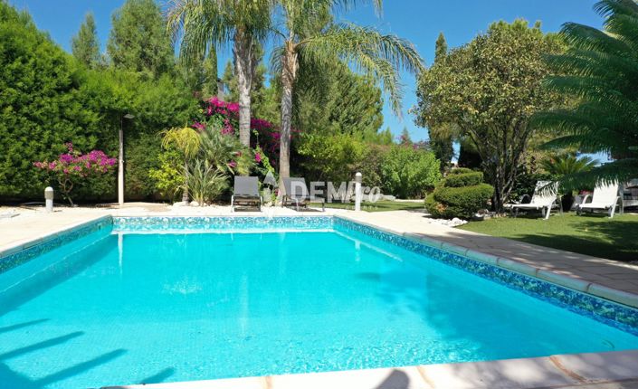 Image No.28-3 Bed Villa for sale