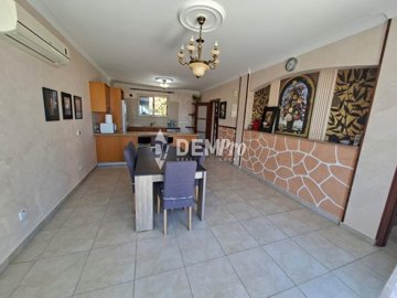 61089-villa-for-sale-in-latchifull