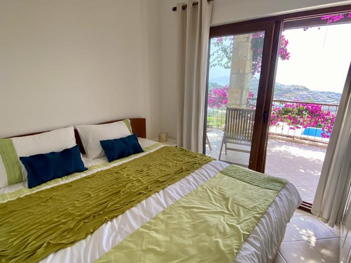 Image No.32-3 Bed Villa / Detached for sale