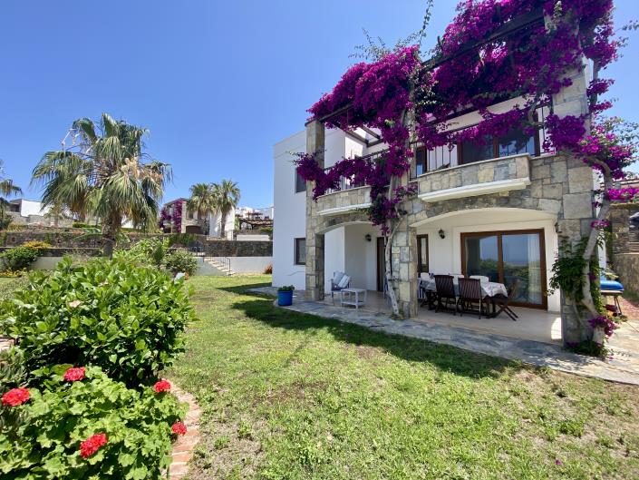 Image No.42-3 Bed Villa / Detached for sale