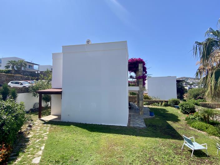 Image No.44-3 Bed Villa / Detached for sale