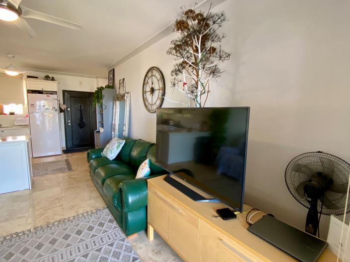 Image No.12-2 Bed Apartment for sale