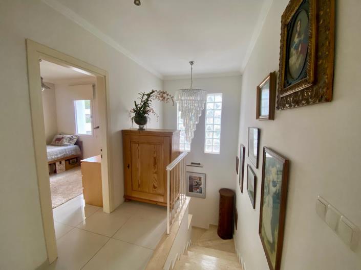 Image No.27-3 Bed Villa / Detached for sale