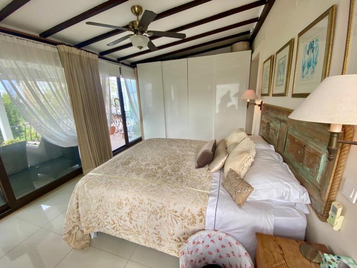 Image No.37-3 Bed Villa / Detached for sale