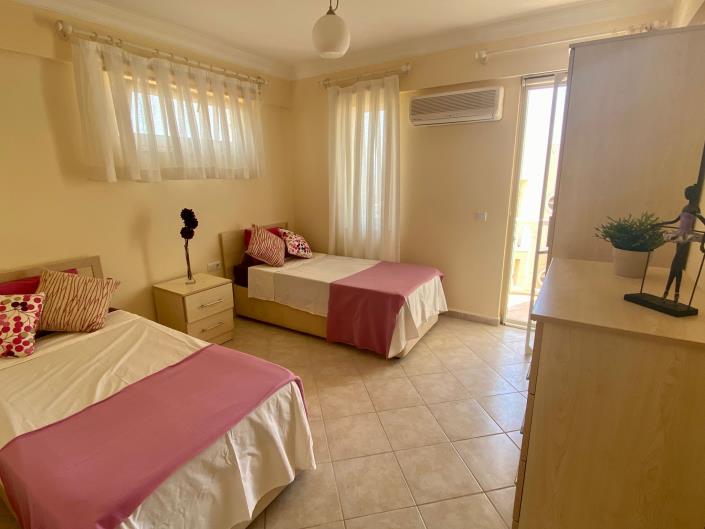 Image No.20-2 Bed Apartment for sale