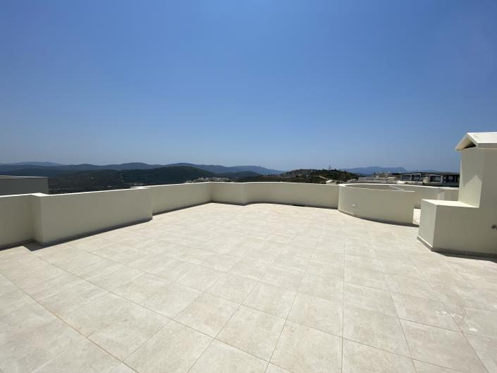 Image No.25-2 Bed Apartment for sale