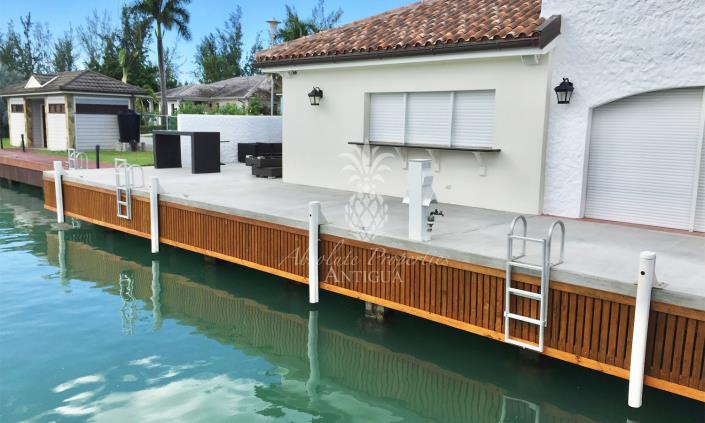 Image No.33-5 Bed Villa / Detached for sale