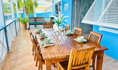 The-dock-dining-table-view