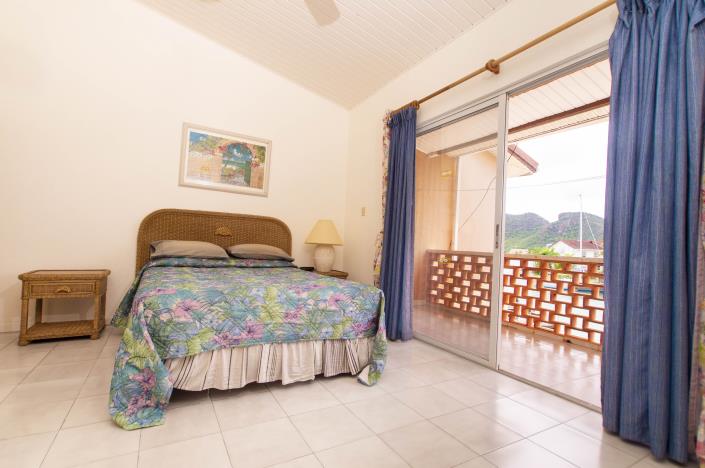 Image No.17-2 Bed Townhouse for sale