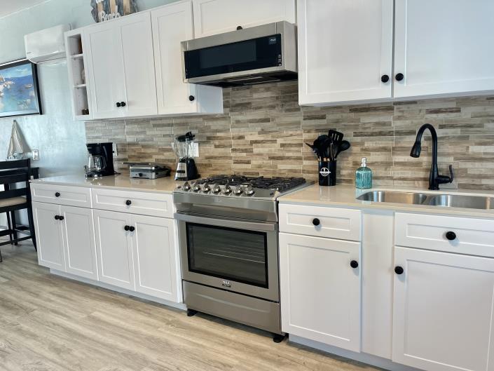 Image No.3-Maison de ville de 2 chambres à vendre à Jolly Harbour