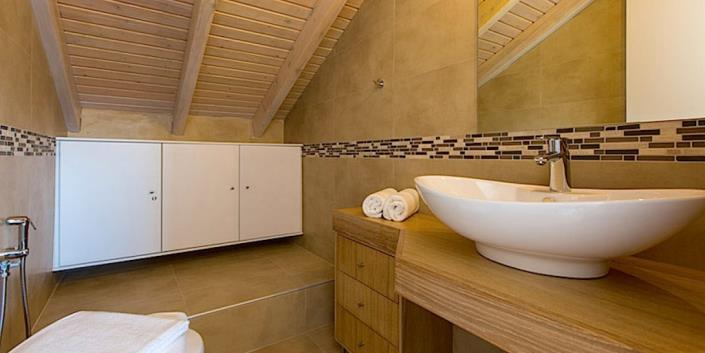 Image No.40-5 Bed Villa for sale