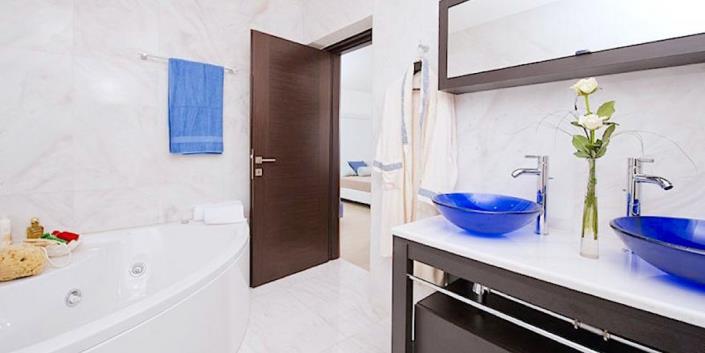 Image No.14-4 Bed Villa for sale