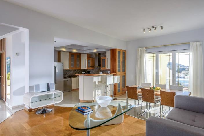 Image No.3-Villa de 7 chambres à vendre à Lygaria