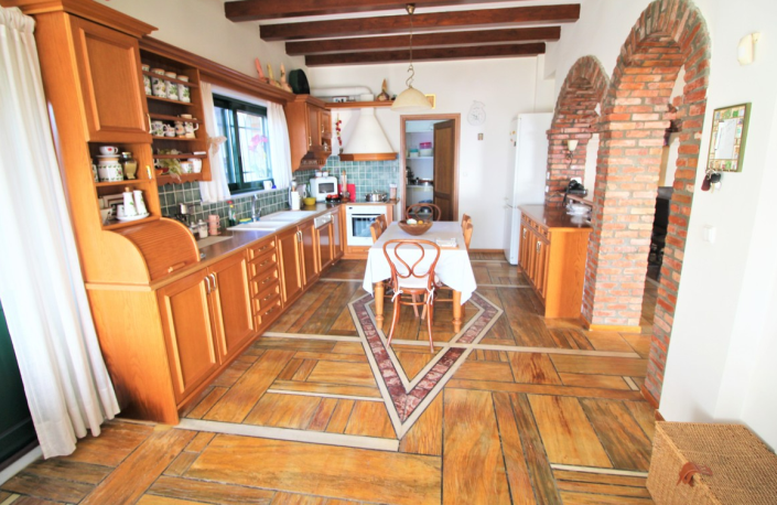 Image No.17-4 Bed Villa for sale