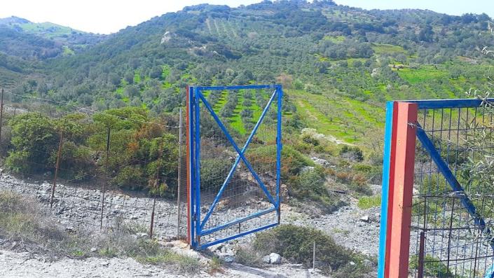 Image No.19-1 Bed Farmhouse for sale