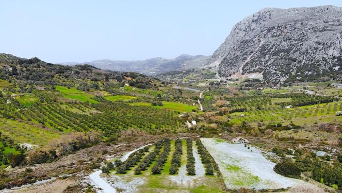 Image No.26-1 Bed Farmhouse for sale