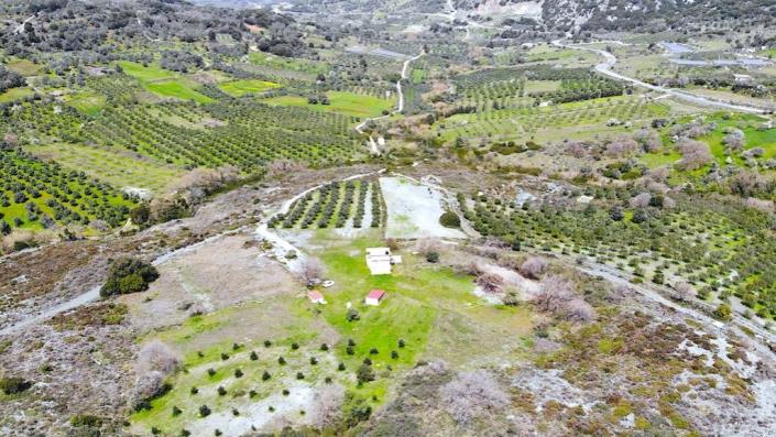 Image No.27-1 Bed Farmhouse for sale