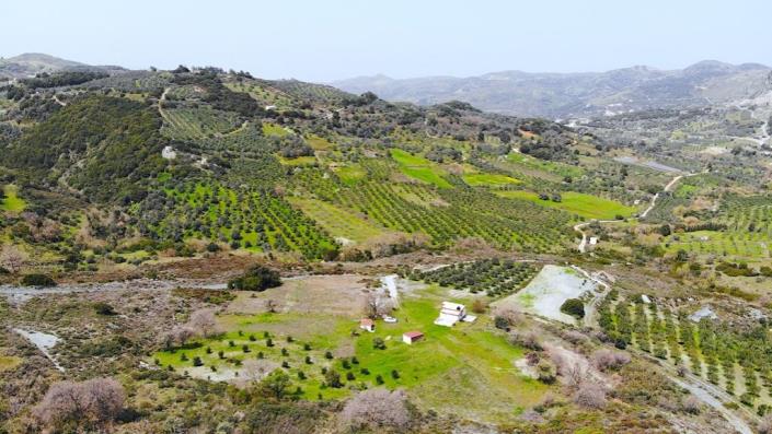 Image No.29-1 Bed Farmhouse for sale