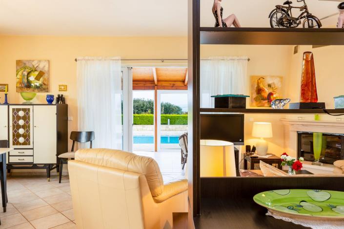 Image No.15-3 Bed Villa for sale