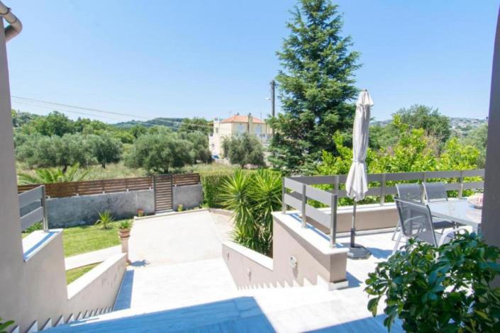 Image No.3-5 Bed Villa for sale