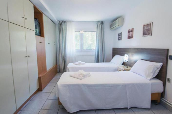 Image No.28-5 Bed Villa for sale