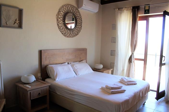 Image No.25-3 Bed Villa for sale