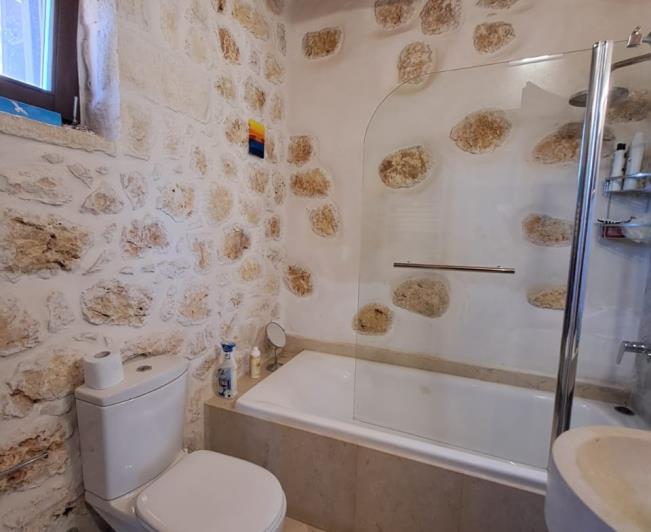 Image No.6-7 Bed Villa for sale