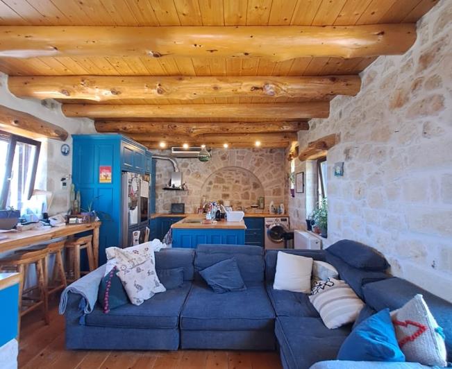 Image No.9-7 Bed Villa for sale