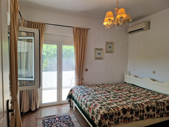 Image No.20-3 Bed Villa for sale