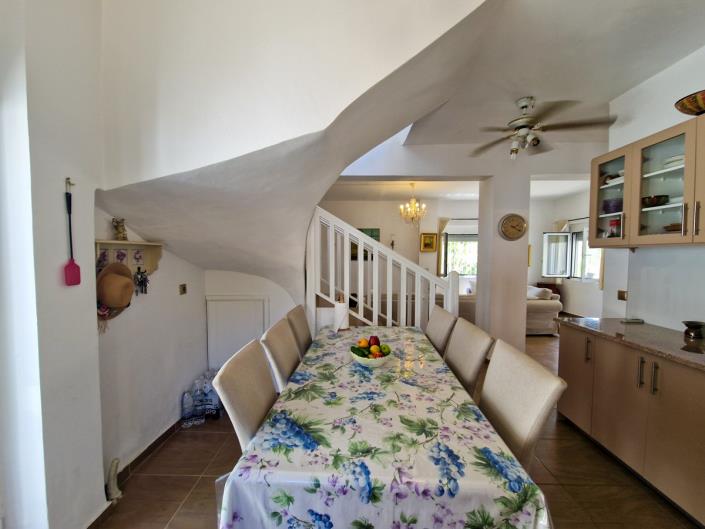 Image No.24-3 Bed Villa for sale