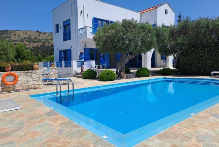 Image No.45-Villa de 4 chambres à vendre à Gavalohori