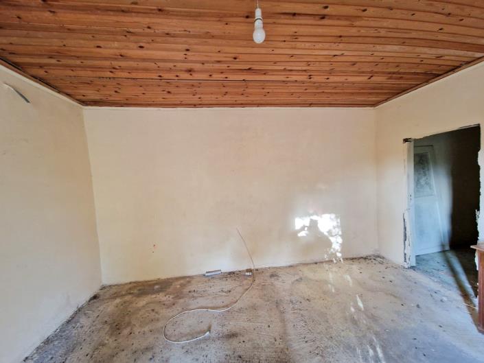 Image No.9-1 Bed House for sale